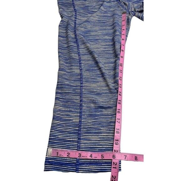 Ashley Blue Blue‎ White Stipe Athletic Capri Leggings Sz Large - Picture 6 of 6